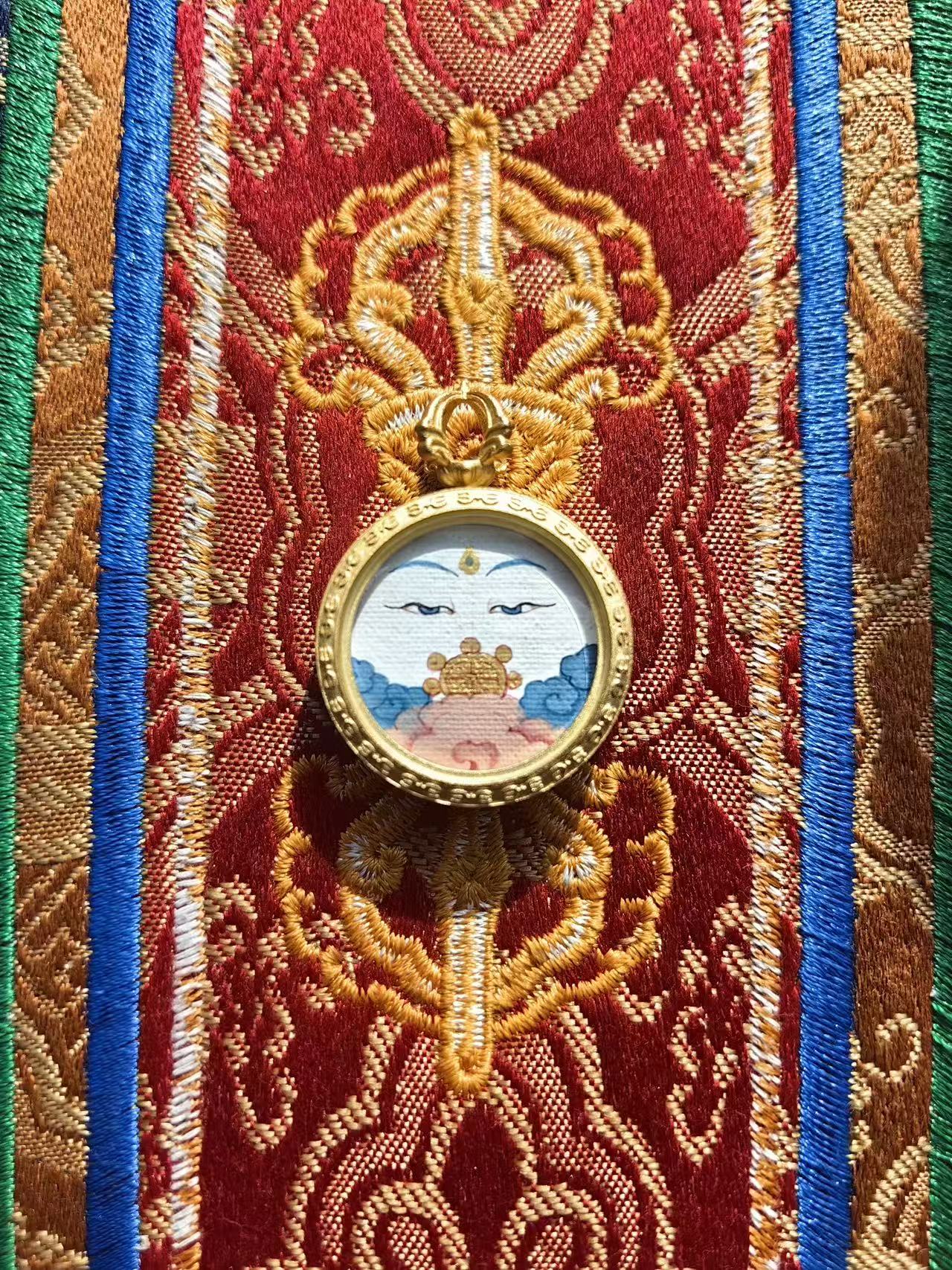 Samantabhadra's Eye of Practice — The Gaze That Walks