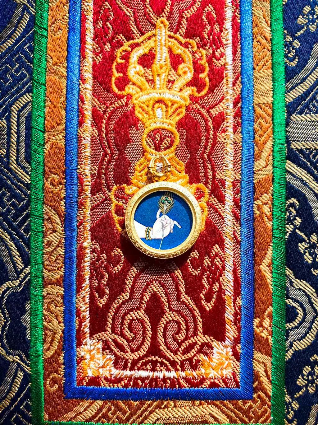 Mahamayuri — The Alchemy of Stillness