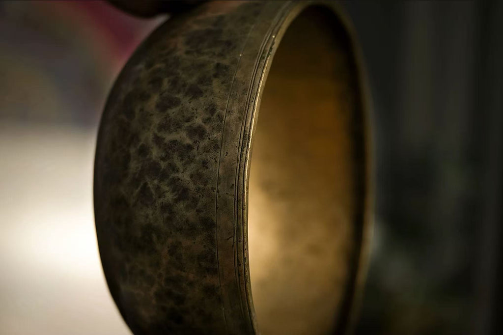 Tsangbati Aged Singing Bowl - Deep healing