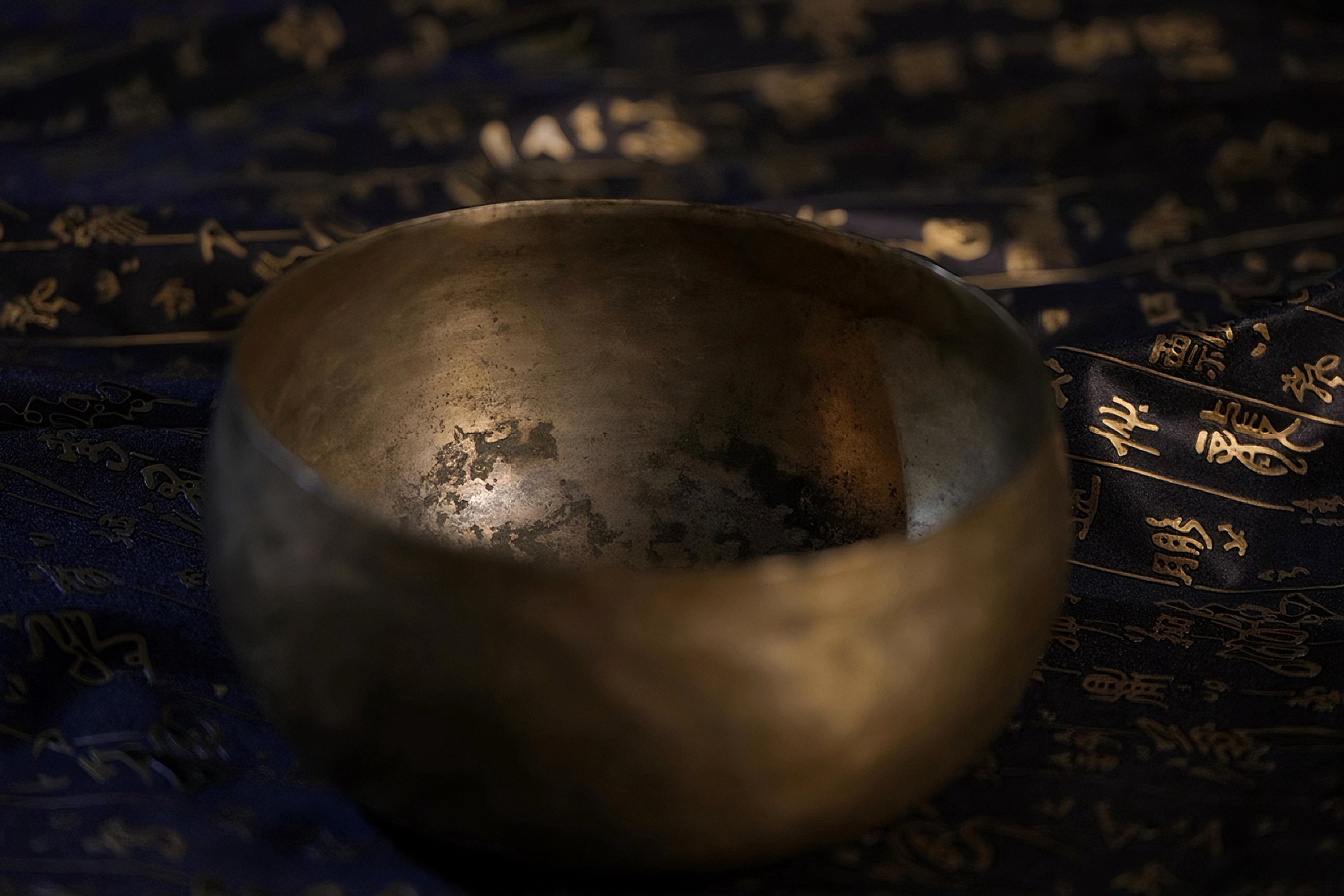 Classic Singing Bowl - Balanced tone, all-purpose